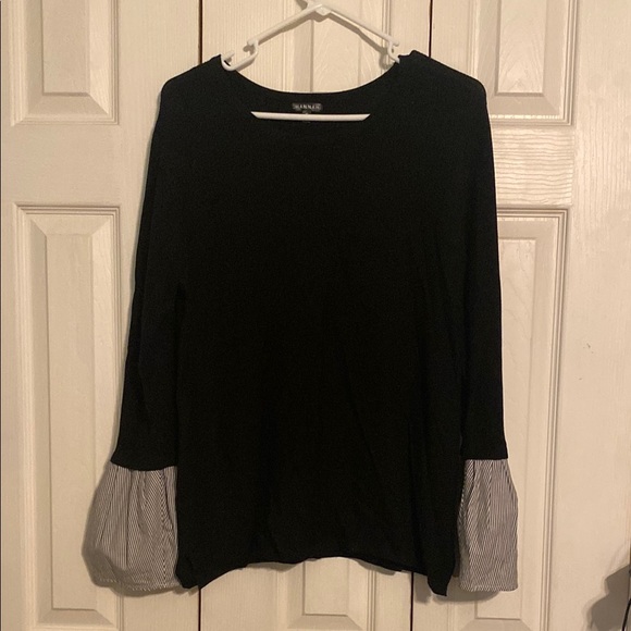 Hannah Black and Gray Bell Sleeve Blouse - Picture 1 of 3